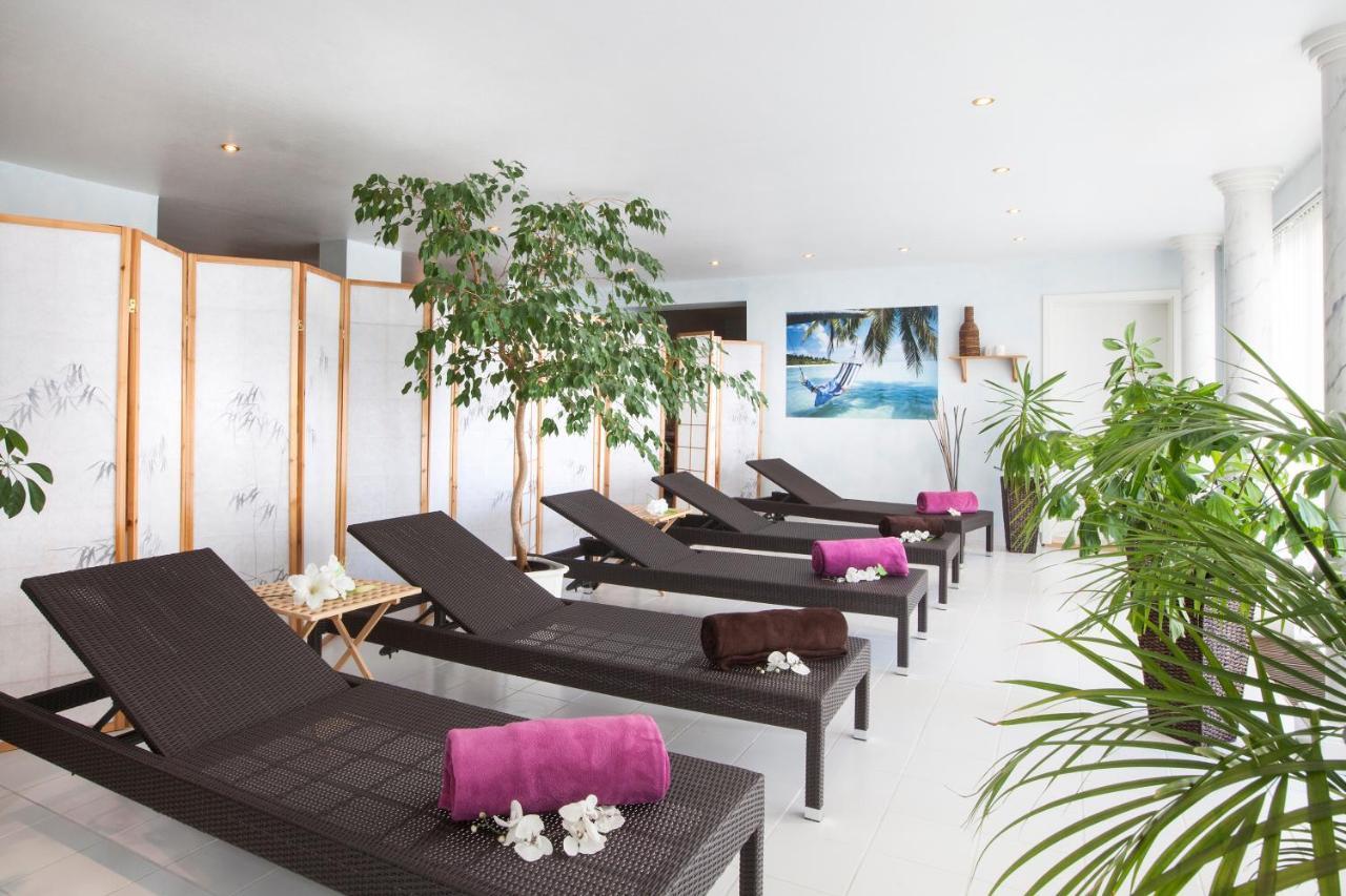 Hotel Residenz Heringsdorf  Esterno foto